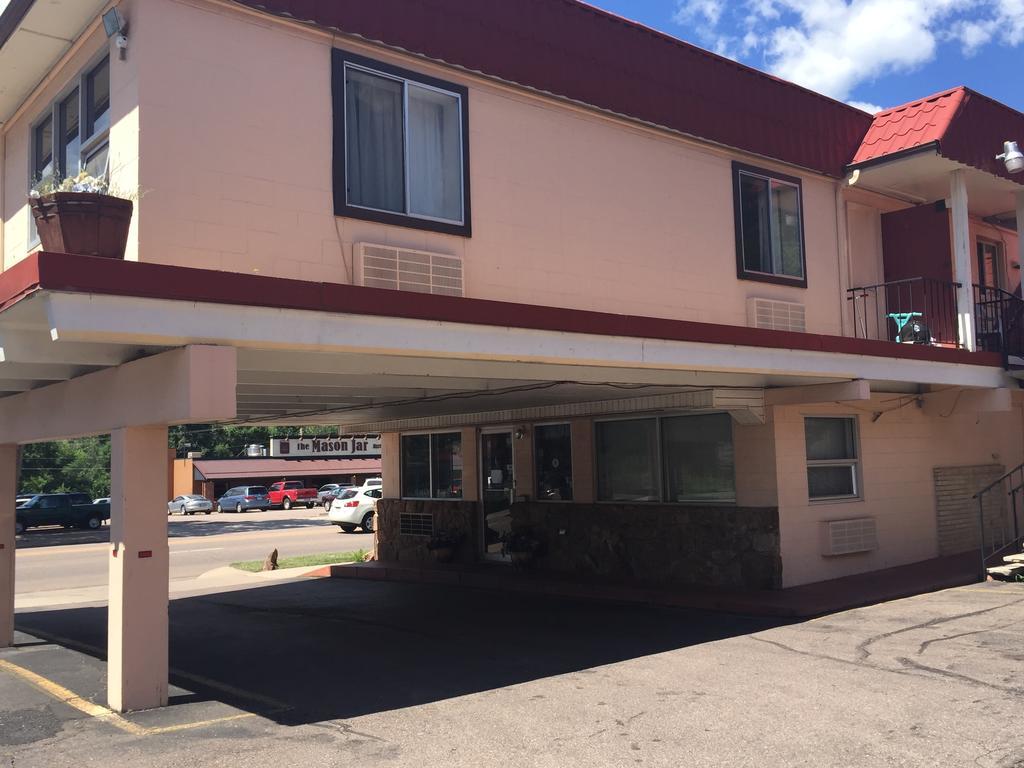 Garden Of The Gods Motel Colorado Springs Exterior photo