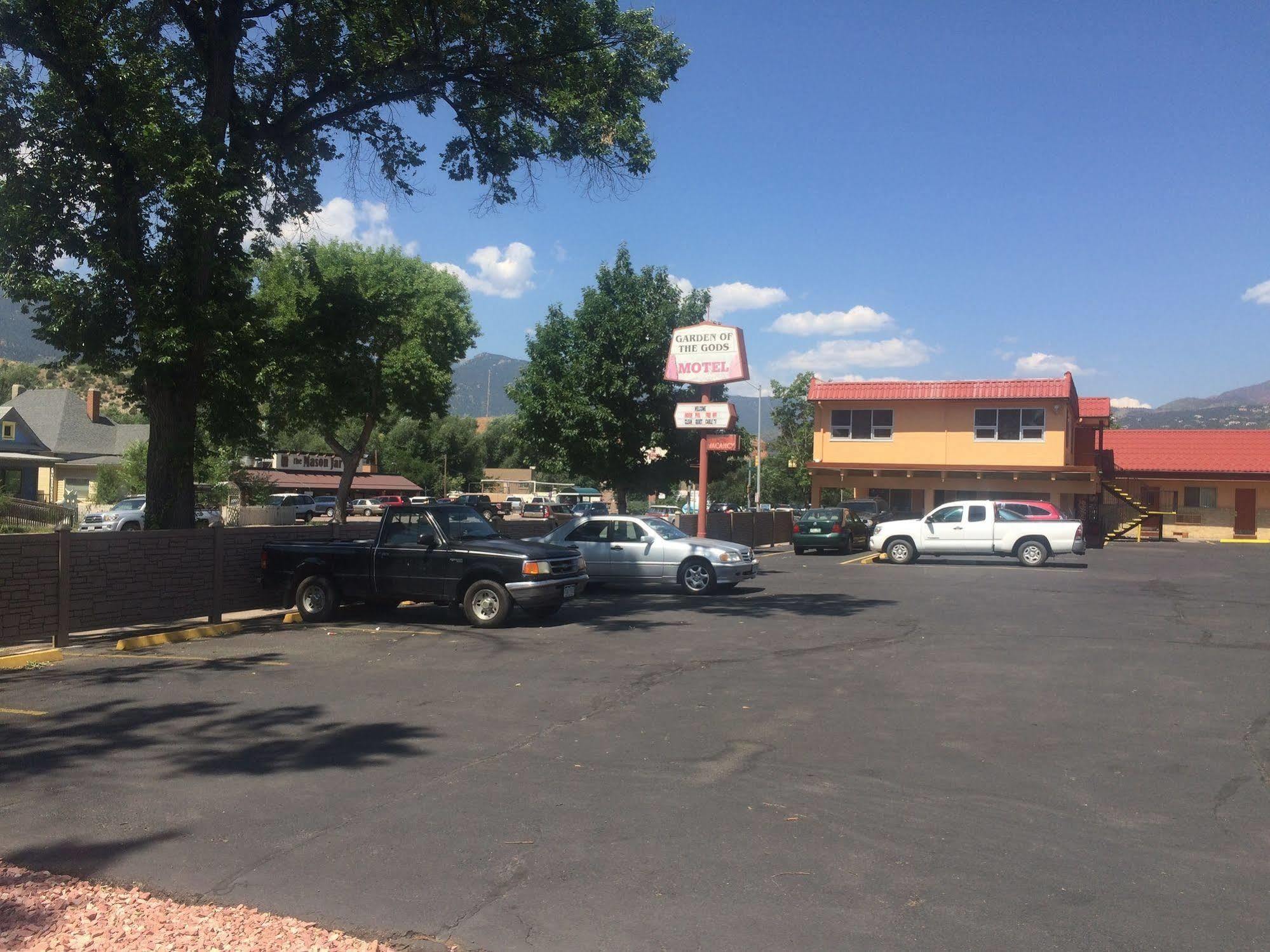 Garden Of The Gods Motel Colorado Springs Exterior photo